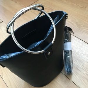 HandBag/ Satchel